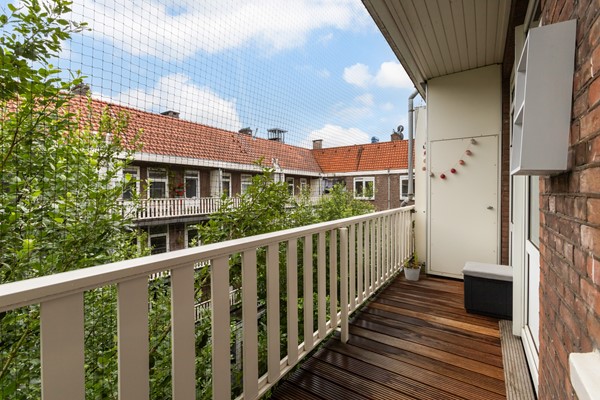 Medium property photo - Djambistraat 27-3, 1094 AX Amsterdam